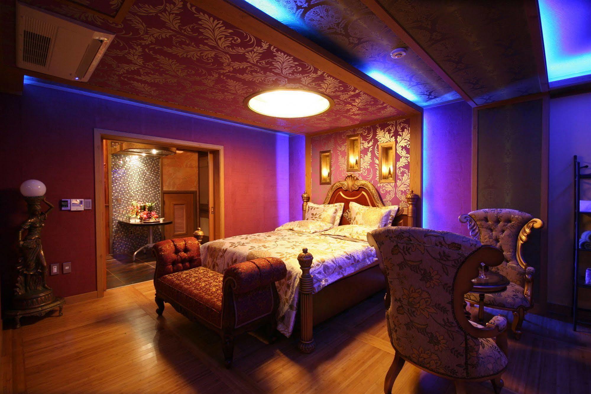 Palm Valley Resort Seogwipo Dış mekan fotoğraf