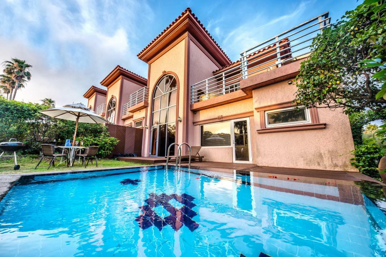 Palm Valley Resort Seogwipo Dış mekan fotoğraf