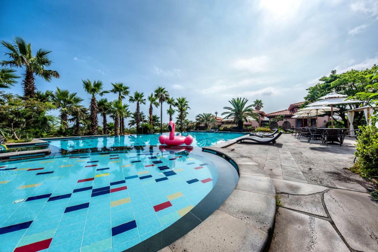 Palm Valley Resort Seogwipo Dış mekan fotoğraf