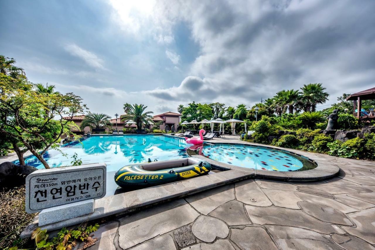 Palm Valley Resort Seogwipo Dış mekan fotoğraf