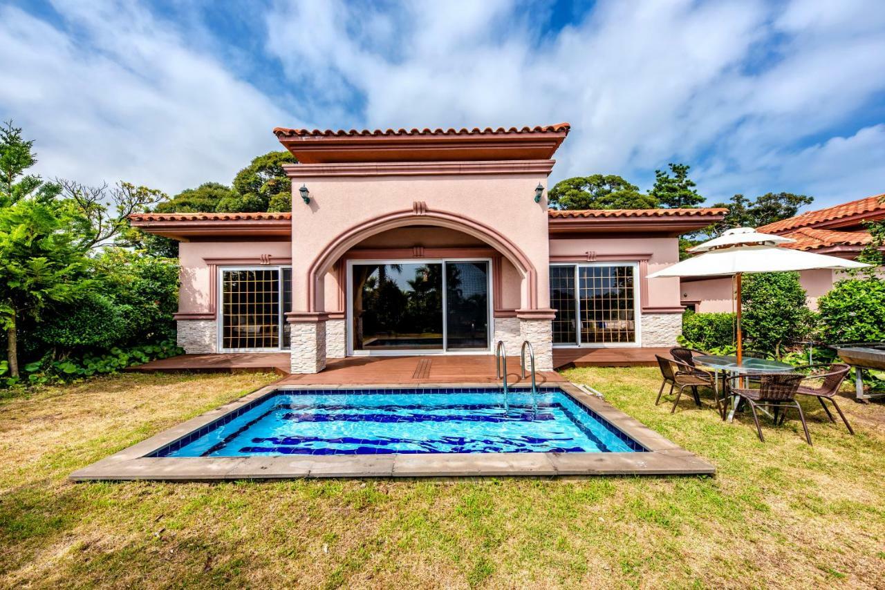Palm Valley Resort Seogwipo Dış mekan fotoğraf
