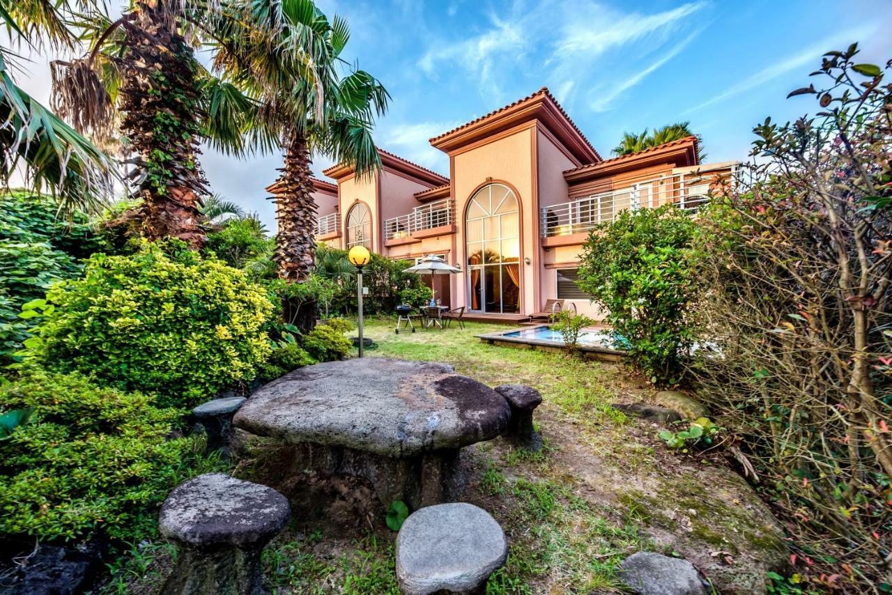 Palm Valley Resort Seogwipo Dış mekan fotoğraf