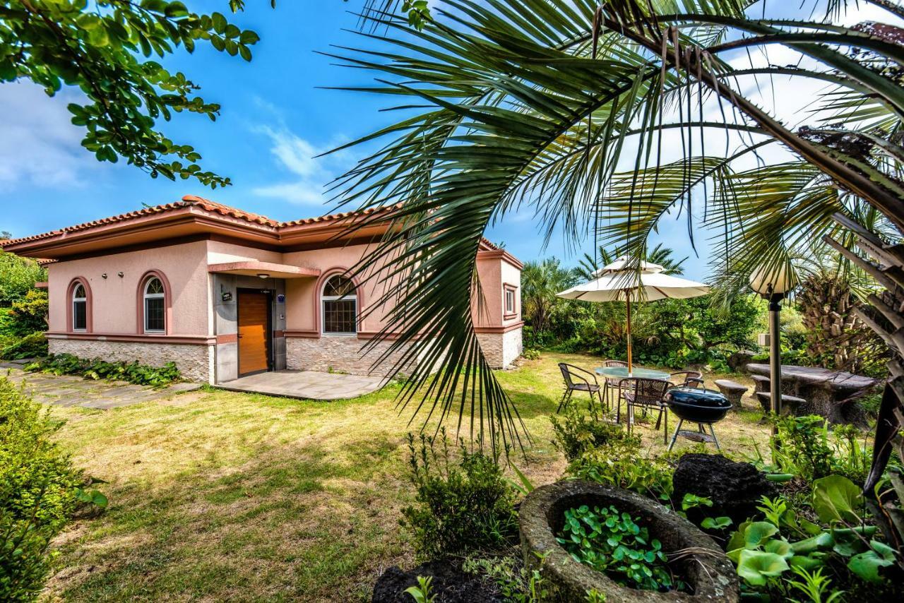 Palm Valley Resort Seogwipo Dış mekan fotoğraf