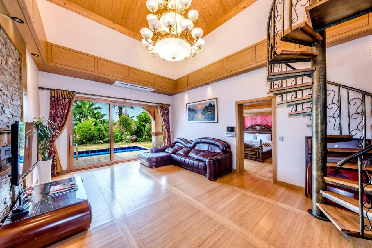 Palm Valley Resort Seogwipo Dış mekan fotoğraf