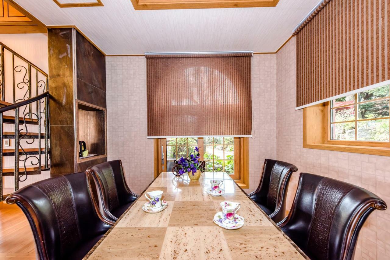 Palm Valley Resort Seogwipo Dış mekan fotoğraf