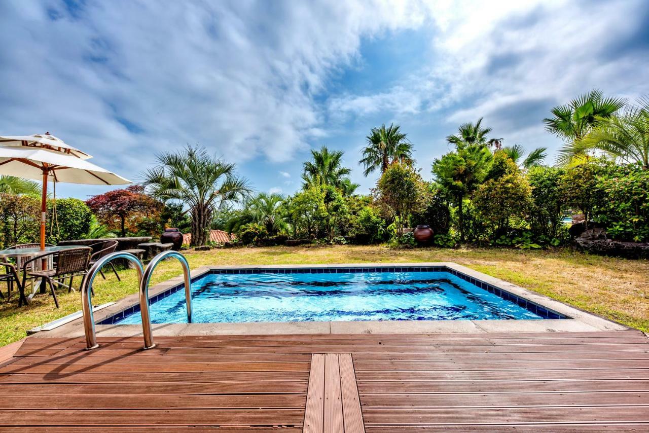Palm Valley Resort Seogwipo Dış mekan fotoğraf